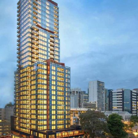 Top Floor Harbour View And Skytower View Apartment In Cbd Auckland Esterno foto